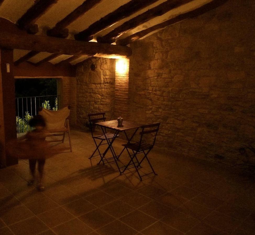 בית הארחה Vallvert de Queralt 	Casa Miret מראה חיצוני תמונה